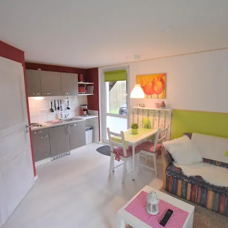 公寓 Spacious Studio In With Sea Nearby