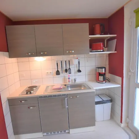 公寓 Spacious Studio In With Sea Nearby